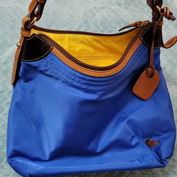 Ladies Handbag - Picture 8 of 9